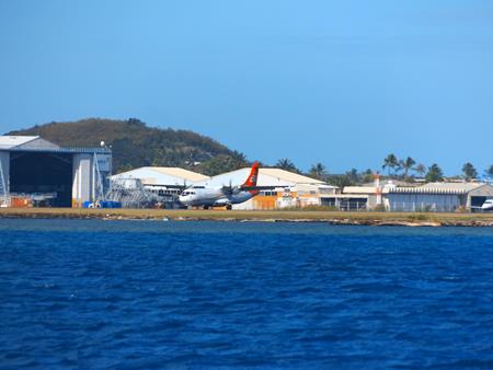 Passage am internationalen Flughafen von Papeete