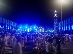 Weiße-Nacht: alle-sind-auf-den-Beinen