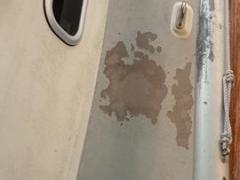 Gegenwinds Decksfarbe-löst-sich-nahezu-überall