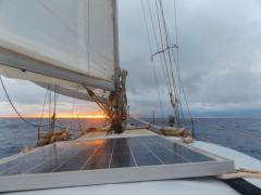 Tag-1: Und-am-Abend-dem-Sonnenuntergang-hinterher