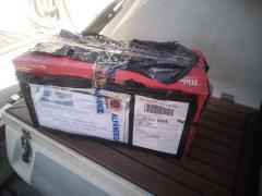Endlich an Bord unser Ersatzteilpaket nach allen Formalitäten