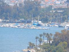 Namenlose Marina mit Gegenwind