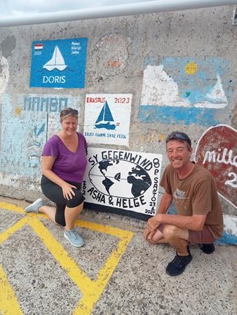 Porto Santo hat nun auch unser Logo an der Hafenmole